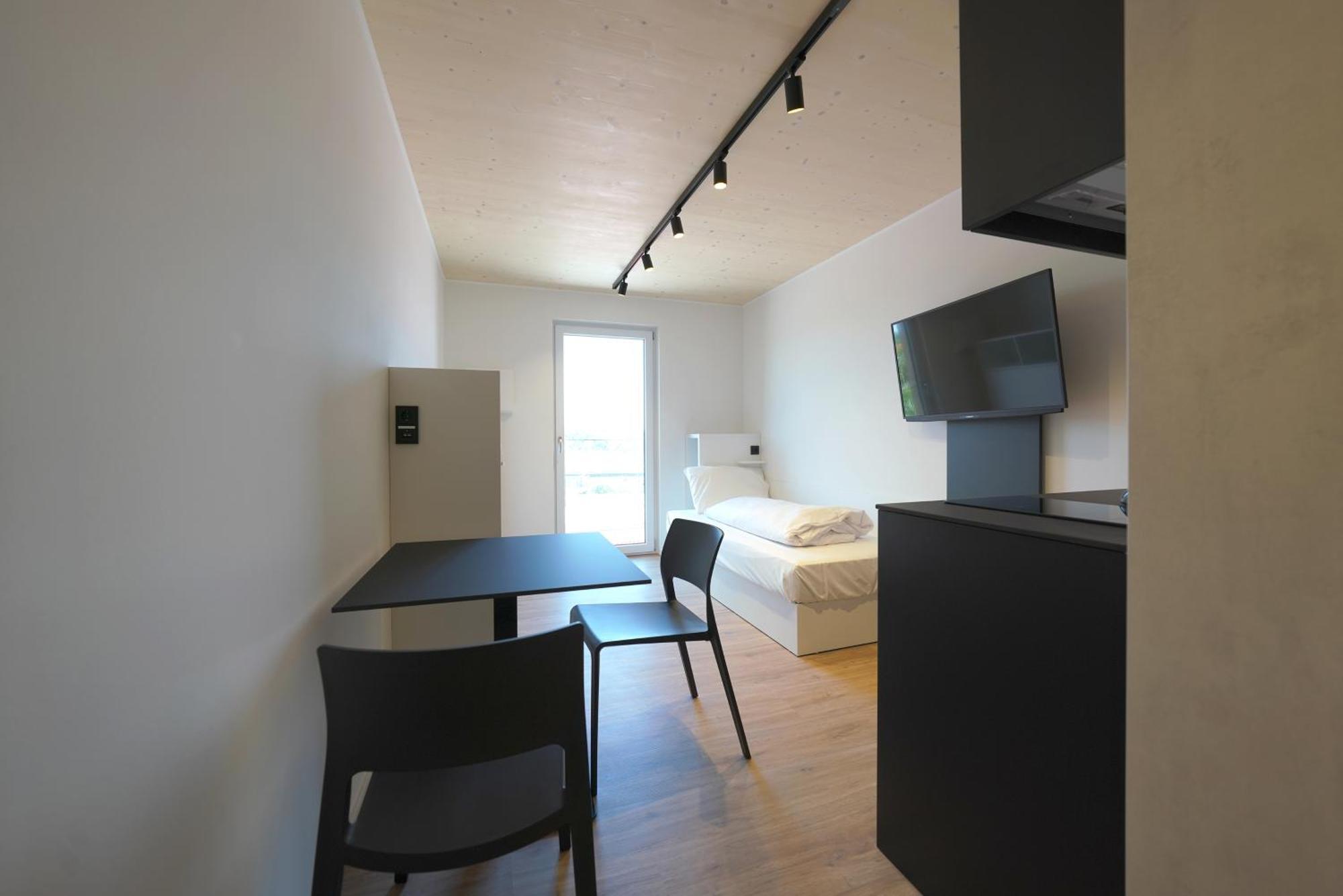 Timber One Boardinghouse Dorfen Aparthotel Ngoại thất bức ảnh