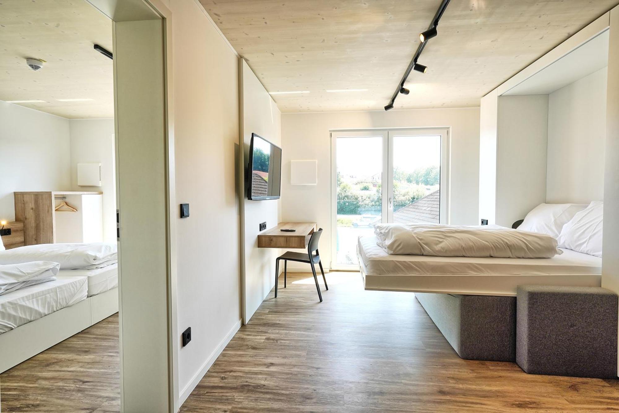Timber One Boardinghouse Dorfen Aparthotel Ngoại thất bức ảnh
