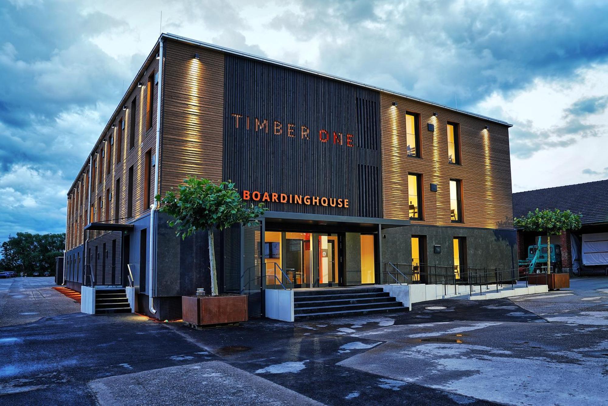 Timber One Boardinghouse Dorfen Aparthotel Ngoại thất bức ảnh