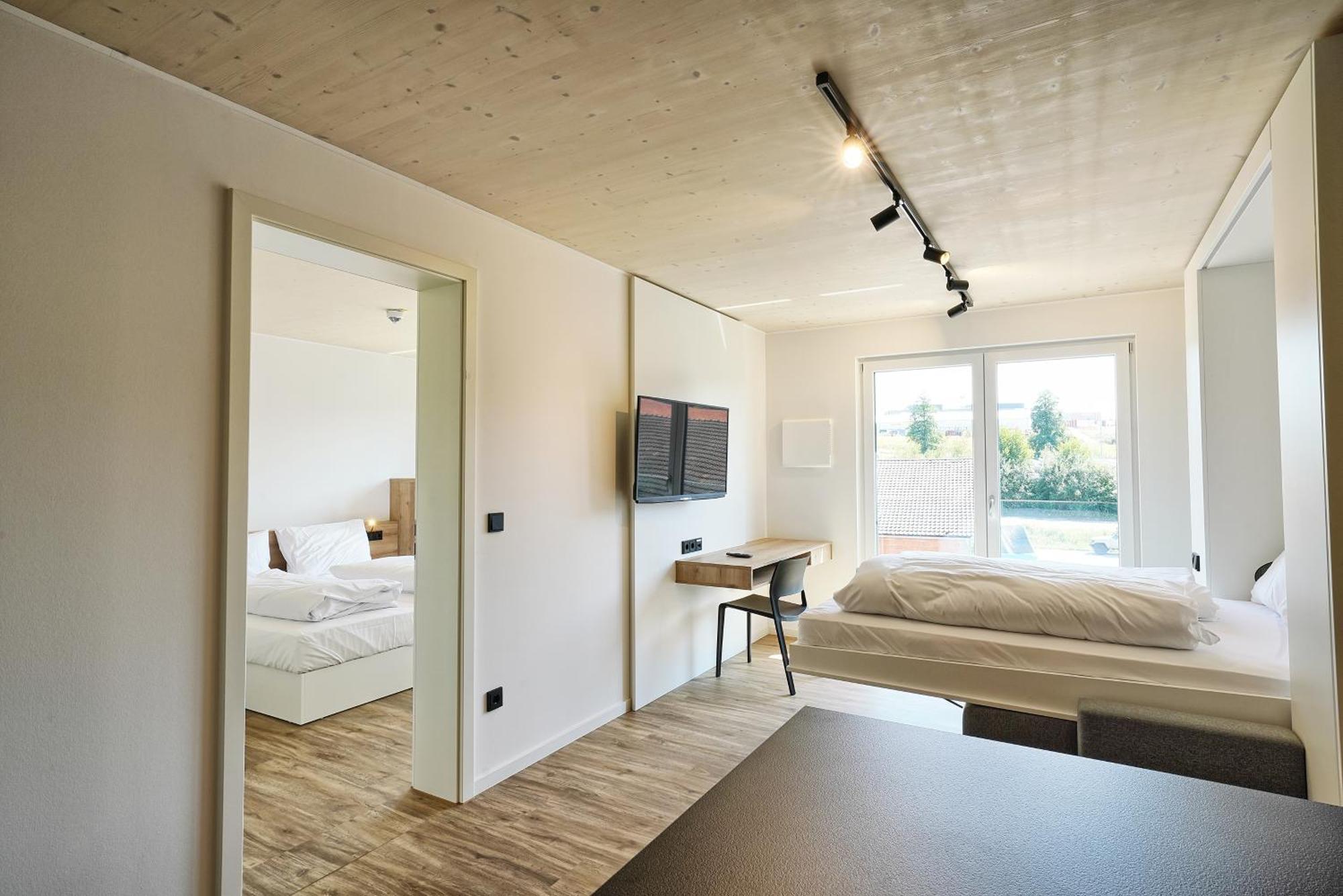Timber One Boardinghouse Dorfen Aparthotel Ngoại thất bức ảnh